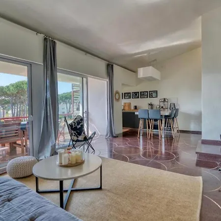 Apartment With Pool And Tennis Courts In Calella De Palafrugell